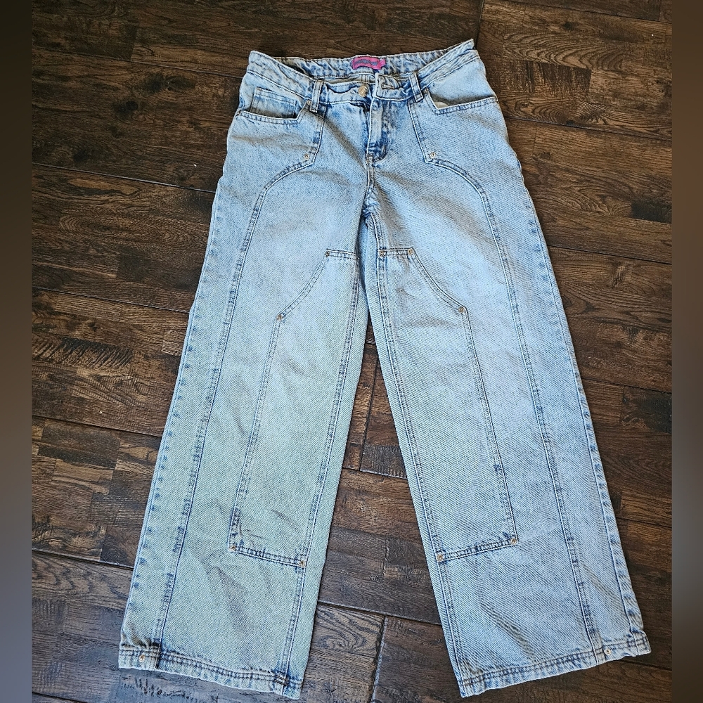 EDIKTED WIDE LEG JEANS SIZE SMALL